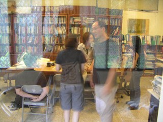 舊日亞太一隅，2004。